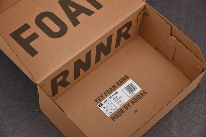 Popular Adidas Yeezy Foam RNNR Onyx HP 401