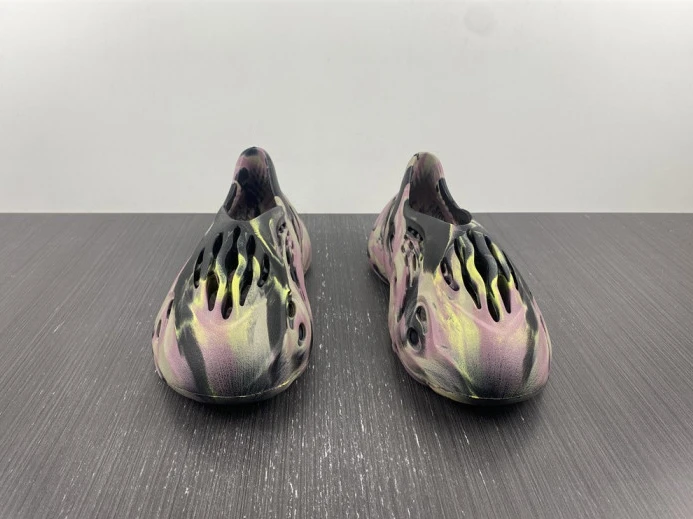 Popular Adidas Yeezy Foam RNR MX Carbon IG 393