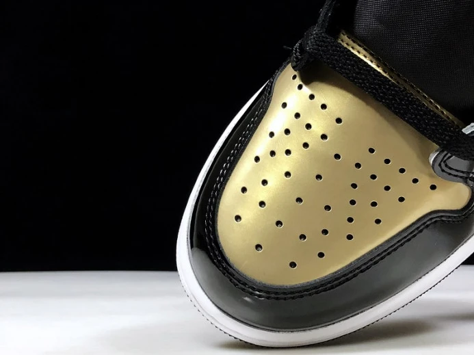 Popular Air Jordan 1 Retro High Glod Toe 861428- 913