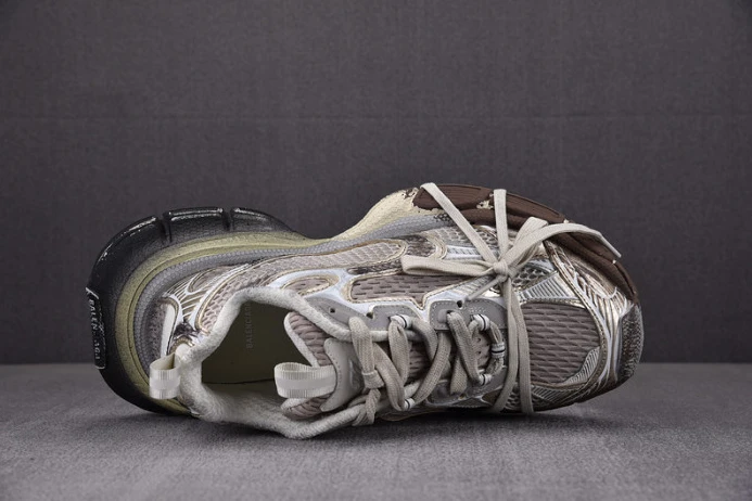 Popular BLCG 3XL SNEAKER 734731 W1XL4 2748