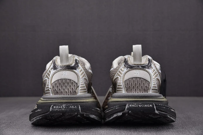 Popular BLCG 3XL SNEAKER 734731 W1XL4 2748