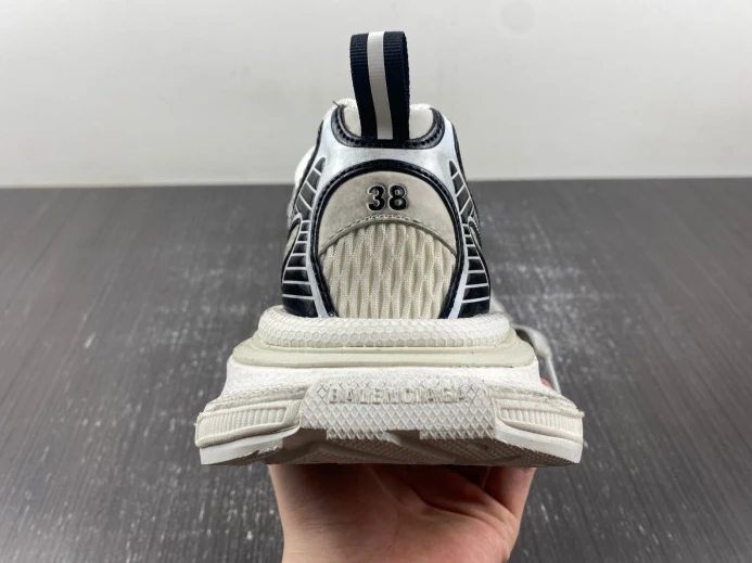 Popular BLCG 3XL SNEAKER 734731 W3XL4 2755