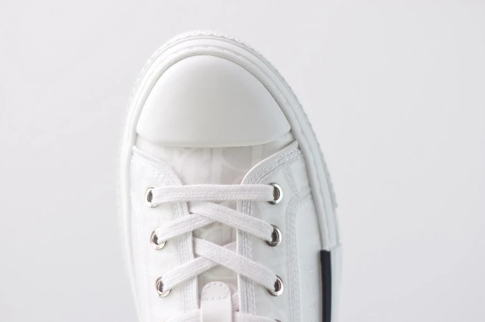 Popular DR B23 OBLIQUE LOW TOP SNEAKER 2828