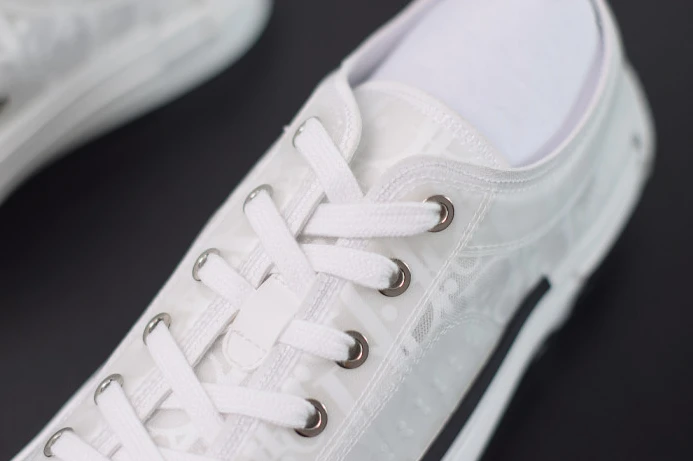 Popular DR B23 OBLIQUE LOW TOP SNEAKER 2828