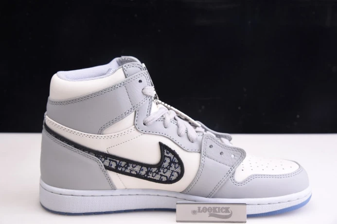 Popular DR x Jordan 1 Retro High CN8607-002 (DR shoe box) 874