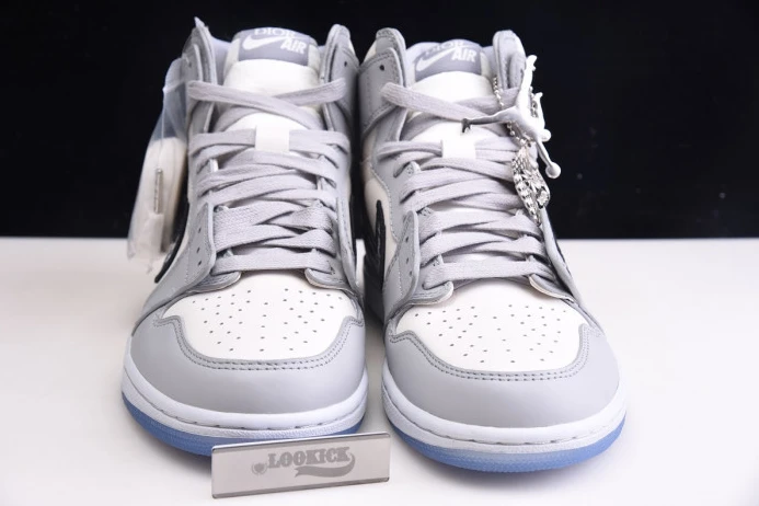 Popular DR x Jordan 1 Retro High CN8607-002 (DR shoe box) 874