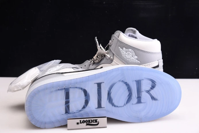 Popular DR x Jordan 1 Retro High CN8607-002 (DR shoe box) 874