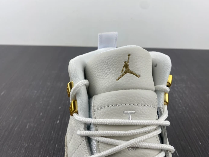 Popular Jordan 12 Retro OVO White 873864- 693