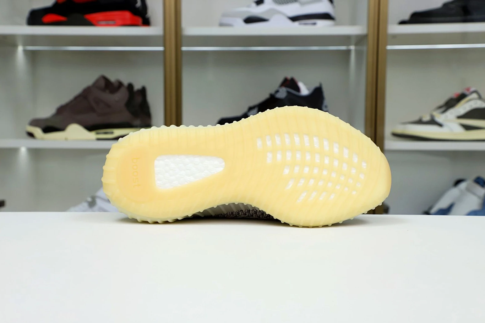Popular Kimikick YEEZY BOOST 350 V2 'ASH PEARL' 81