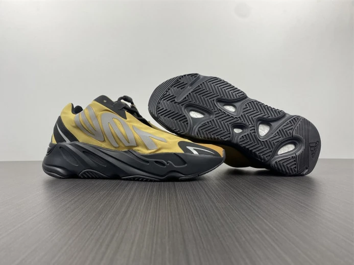 Popular Yeezy Boost 700 MNVN 'Honey Flux' GZ 382