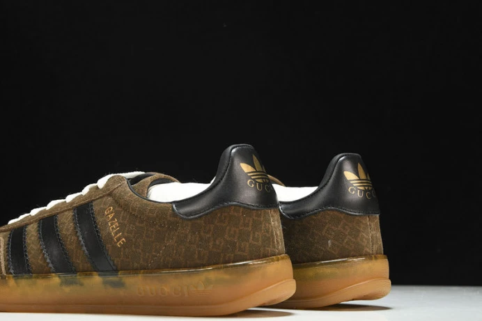 Popular ad*s gazelle 2851