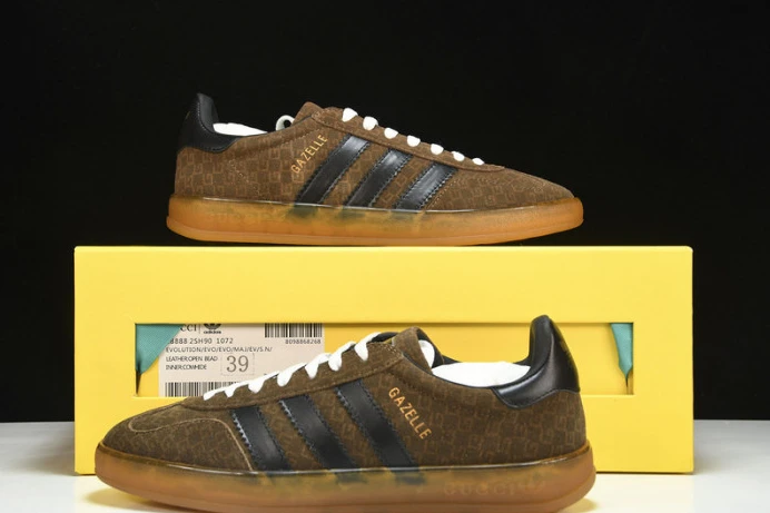 Popular ad*s gazelle 2851