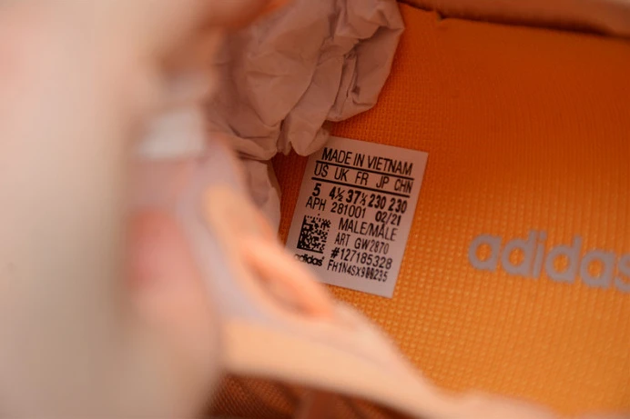 Popular ad*s yeezy boost 350 v2 ''mono clay'' gw 126