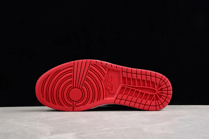 Popular air jordan 1 high og ''bred patent'' 555088- 1678