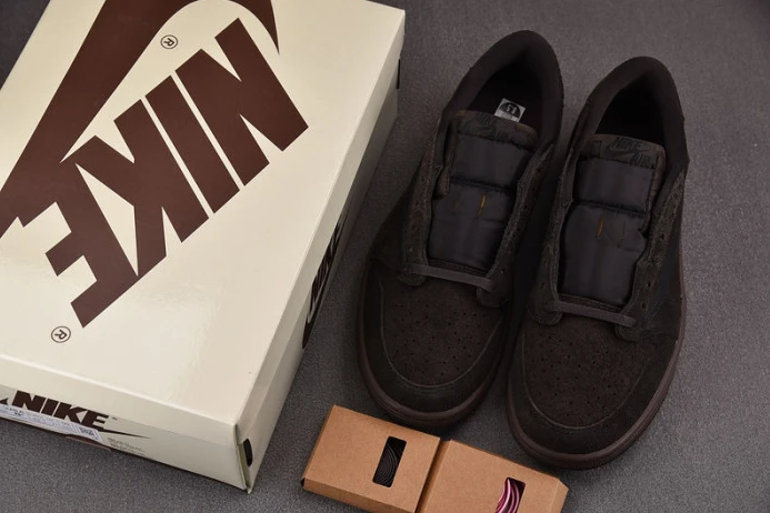 Popular travis scott x air jordan 1 low og “velvet brown” dm7866- 1351