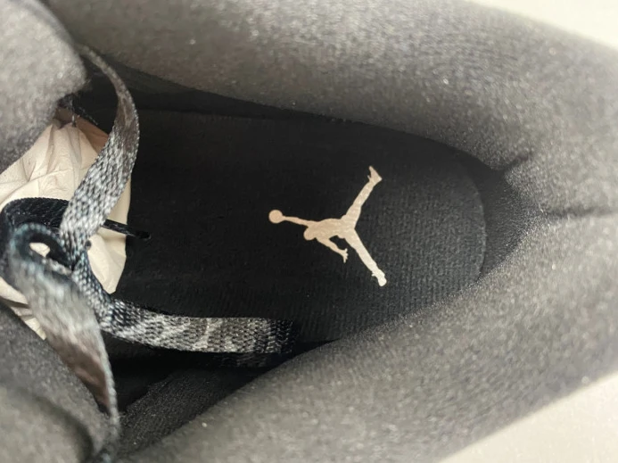SmartChoice Air Jordan 3 Black Cat CT8532- 514