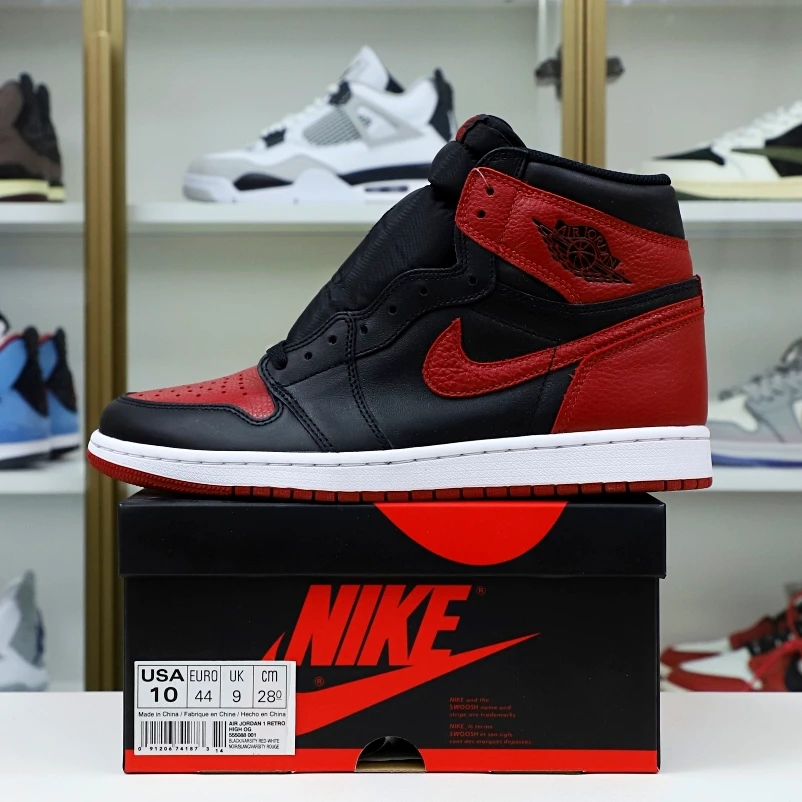 SmartChoice Kimikick AIR JORDAN 1 RETRO HIGH OG 'BRED' 2005