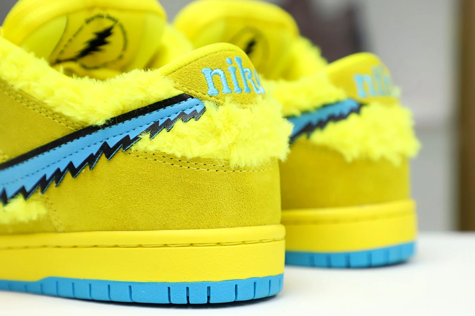 SmartChoice Kimikick GRATEFUL DEAD X DUNK LOW SB YELLOW 3490