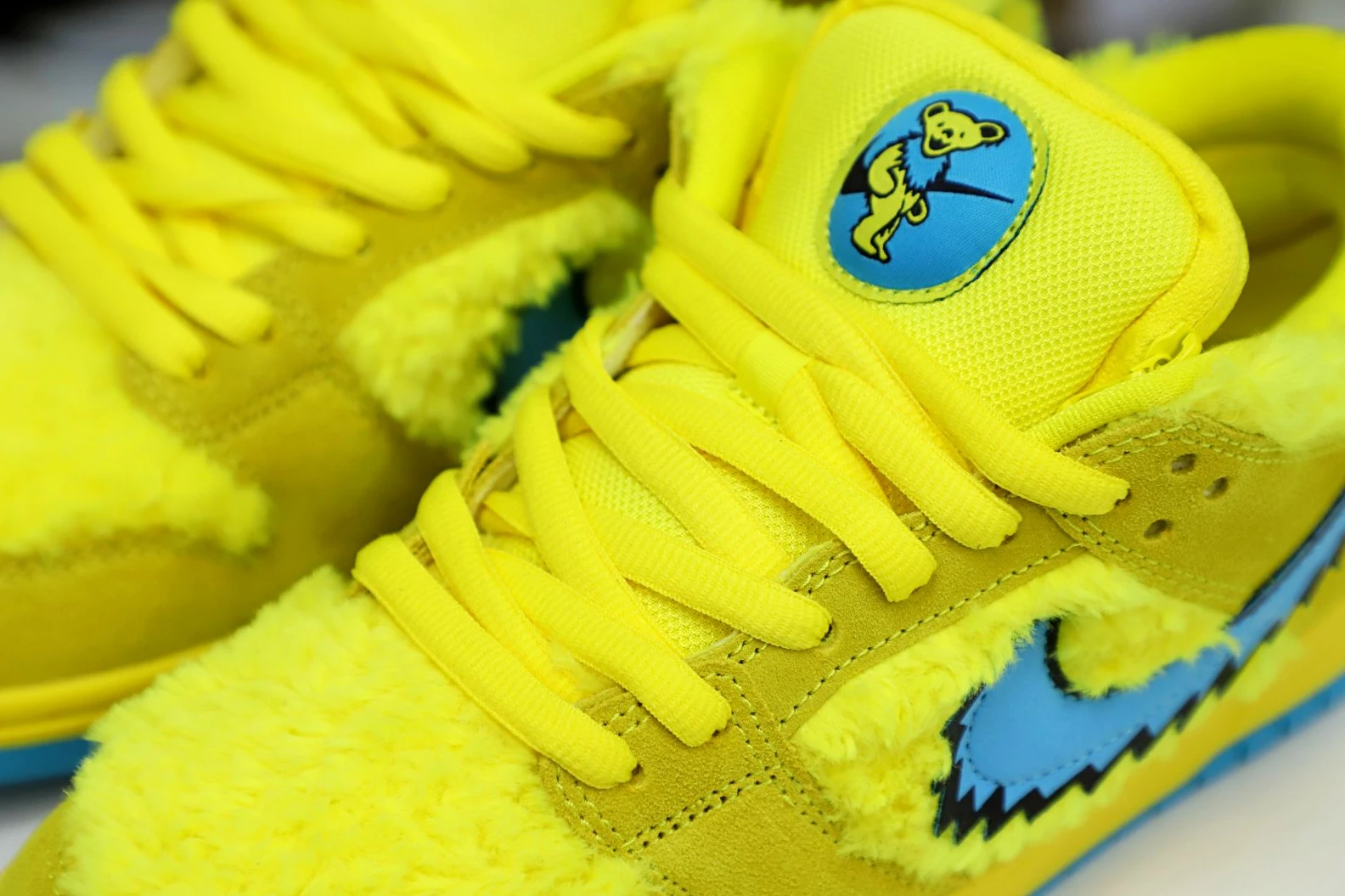 SmartChoice Kimikick GRATEFUL DEAD X DUNK LOW SB YELLOW 3490