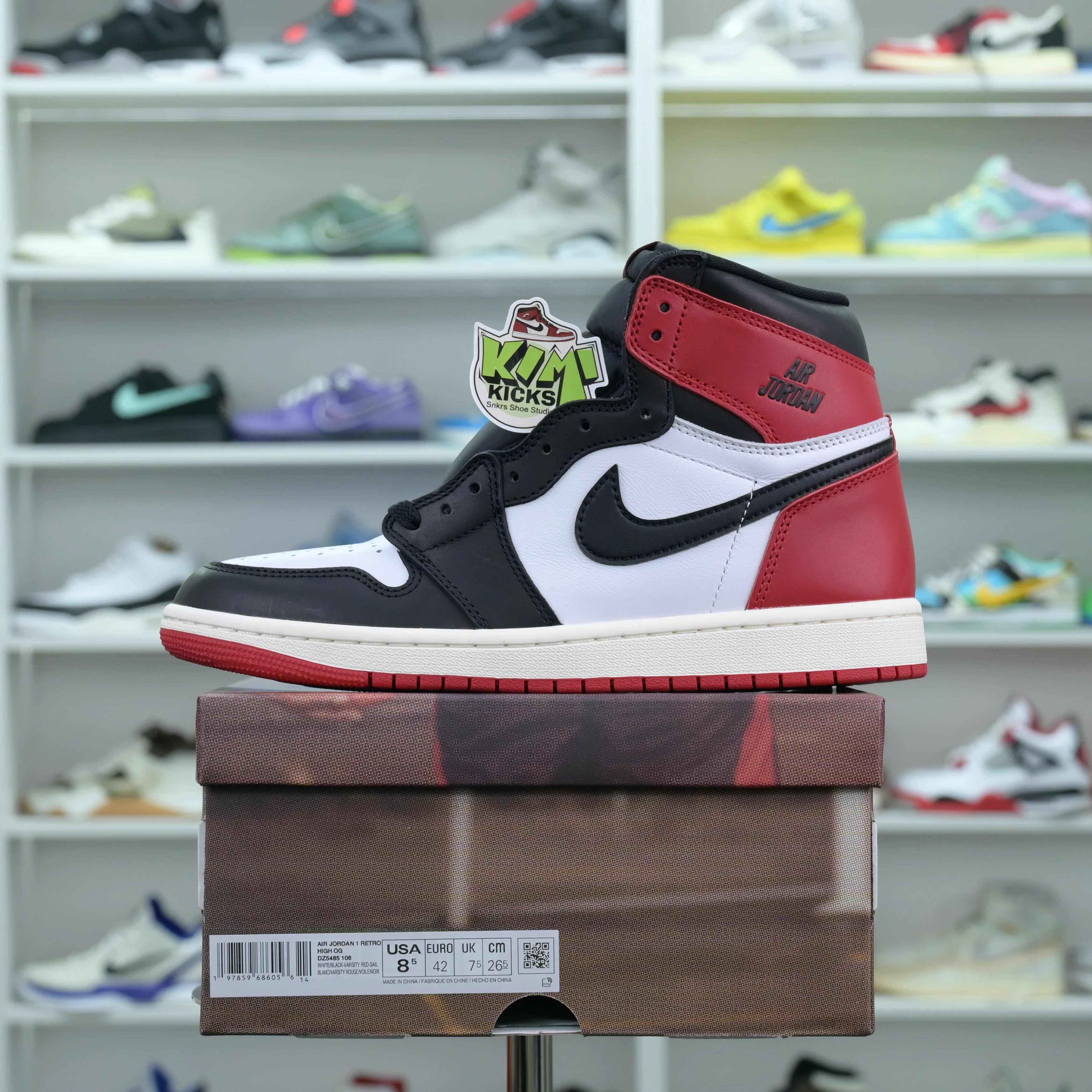 SmartChoice Kimikick Jordan Air Jordan 1High OG“Black Toe Reimagined” 1850