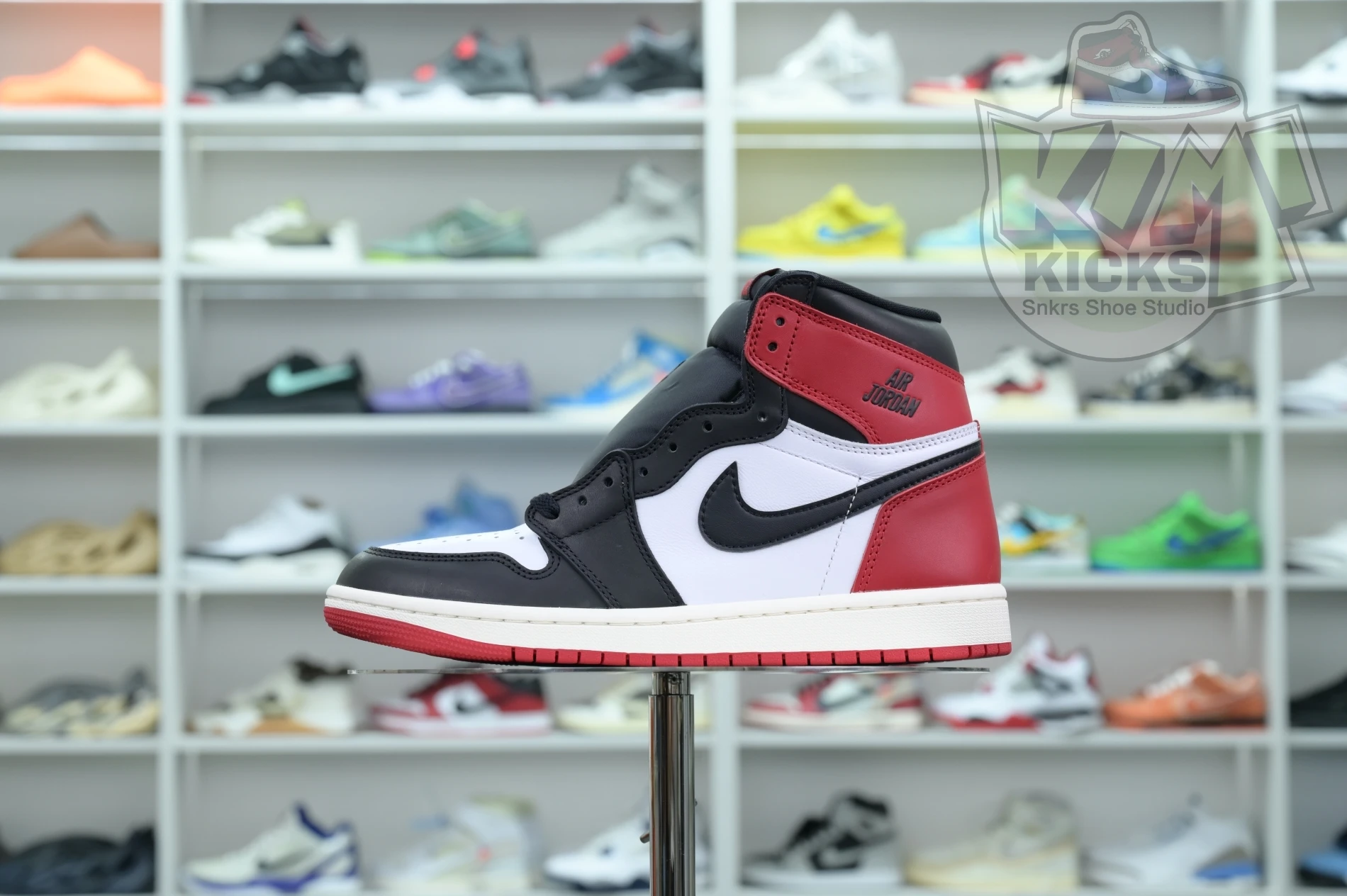 SmartChoice Kimikick Jordan Air Jordan 1High OG“Black Toe Reimagined” 1850