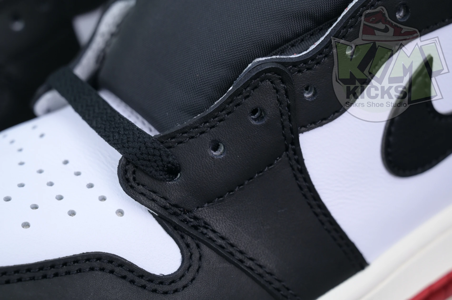 SmartChoice Kimikick Jordan Air Jordan 1High OG“Black Toe Reimagined” 1850