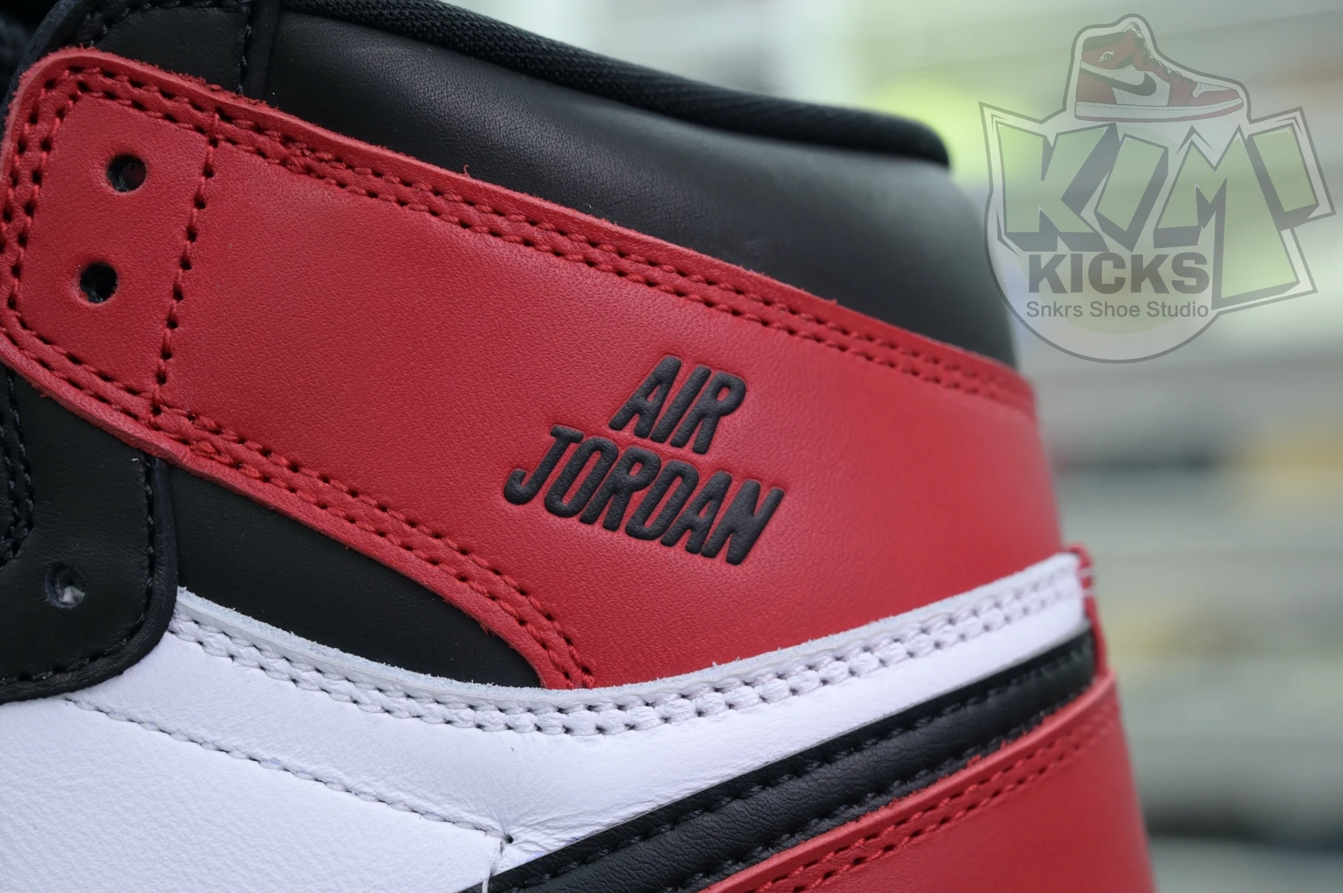 SmartChoice Kimikick Jordan Air Jordan 1High OG“Black Toe Reimagined” 1850