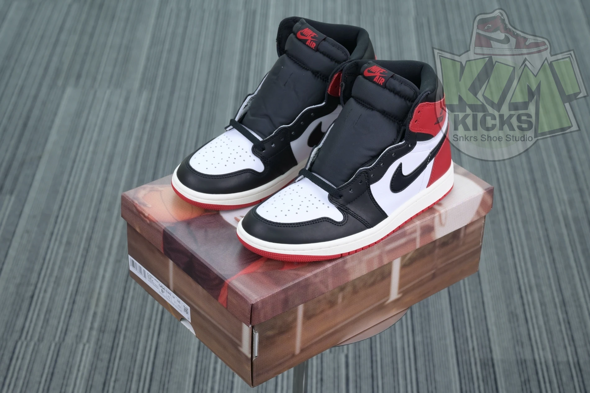 SmartChoice Kimikick Jordan Air Jordan 1High OG“Black Toe Reimagined” 1850
