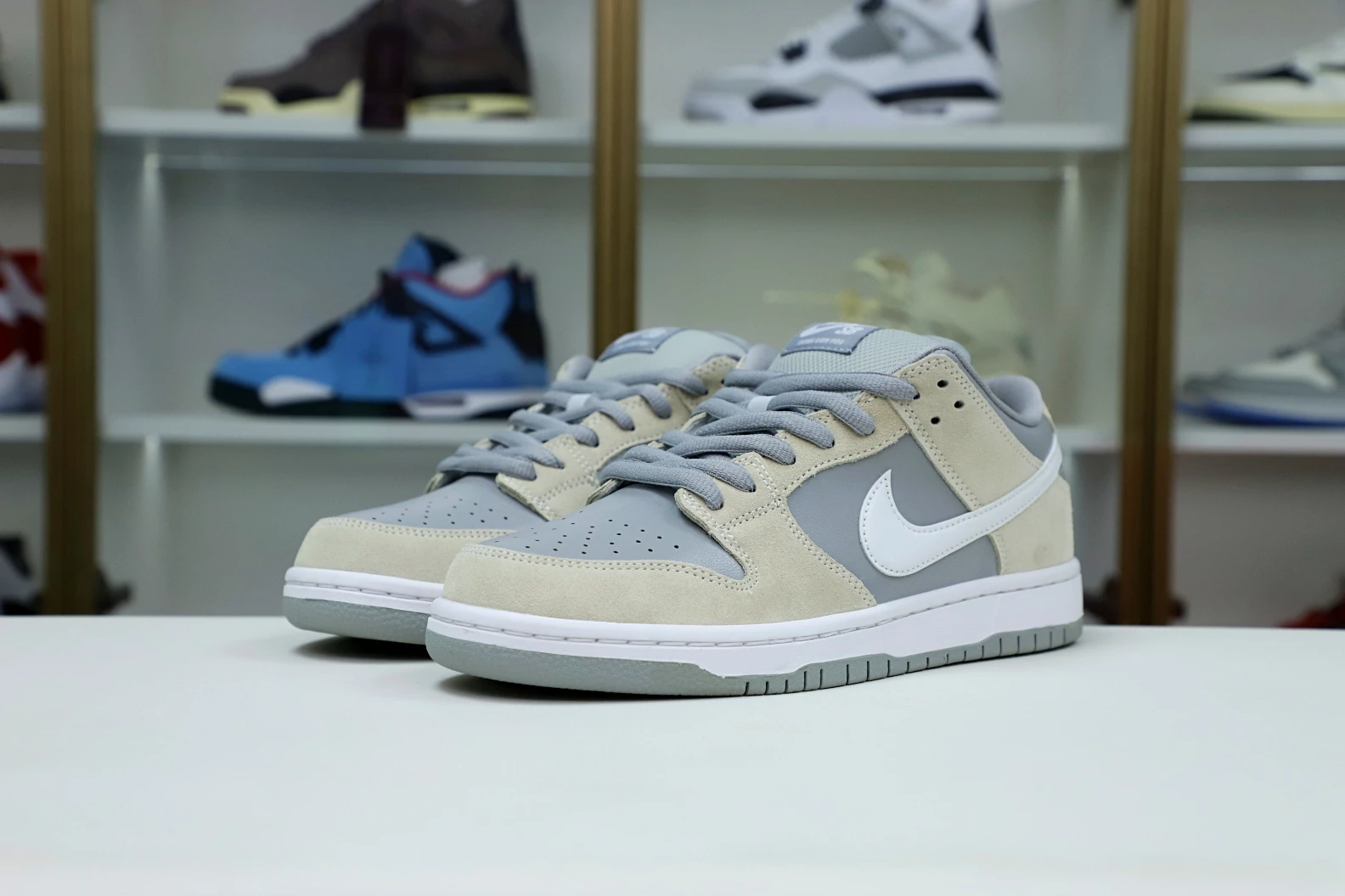 SmartChoice Kimikick NIKE SB DUNK LOW TRD 2968