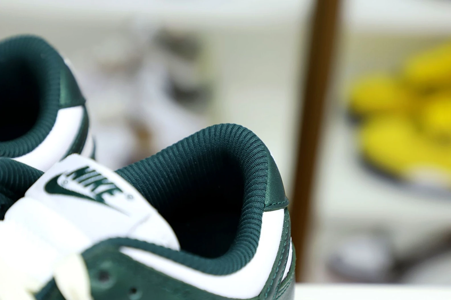 SmartChoice Kimikick NIKE WMNS DUNK LOW 'VINTAGE GREEN' 3499