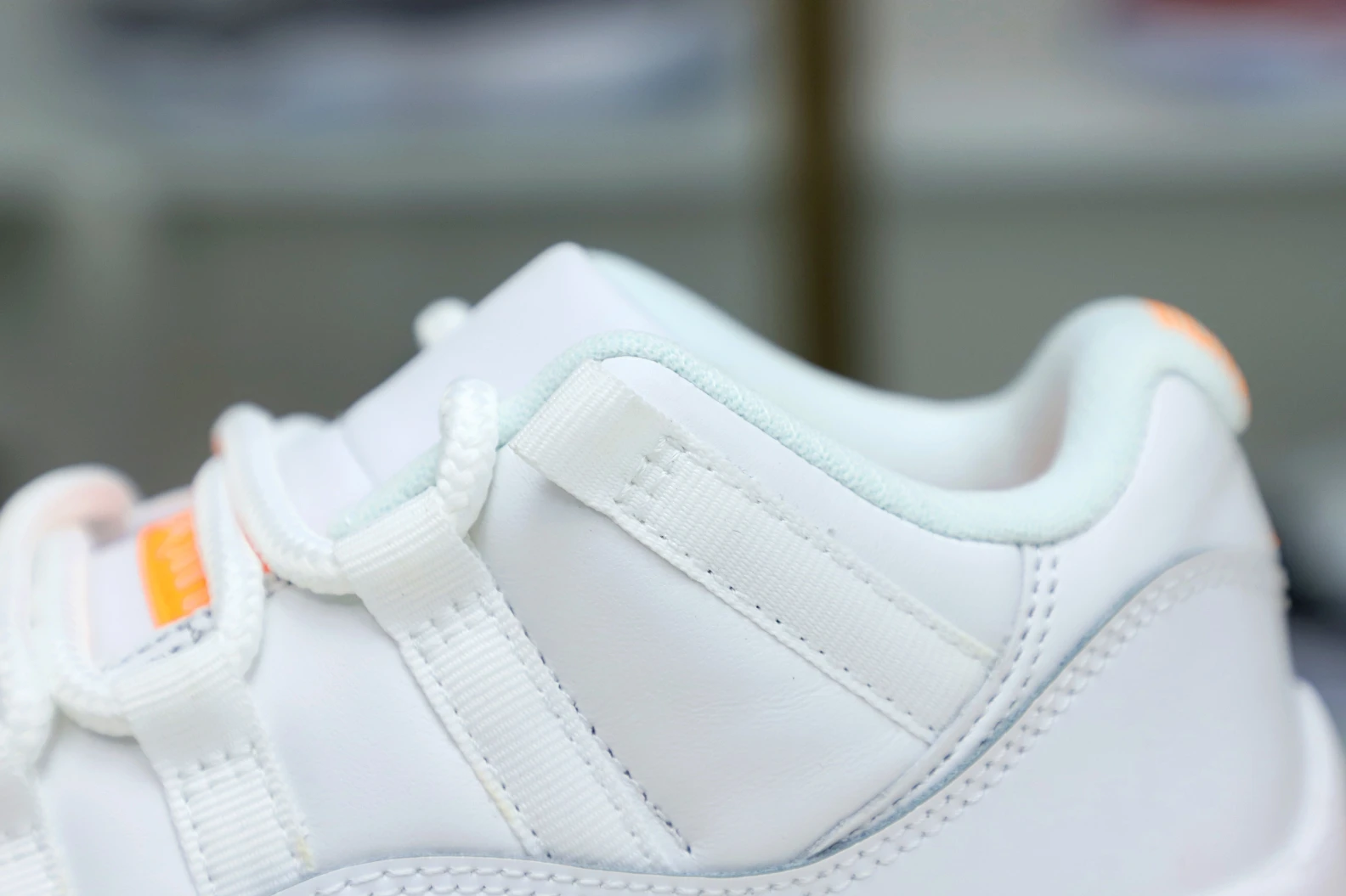 SmartChoice Kimikick WMNS AIR JORDAN 11 RETRO LOW 'BRIGHT CITRUS' 2015