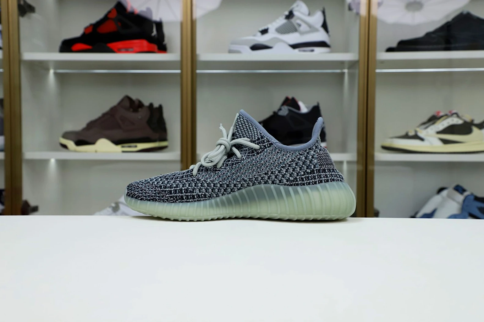 SmartChoice Kimikick YEEZY BOOST 350 V2 'ASH BLUE 78