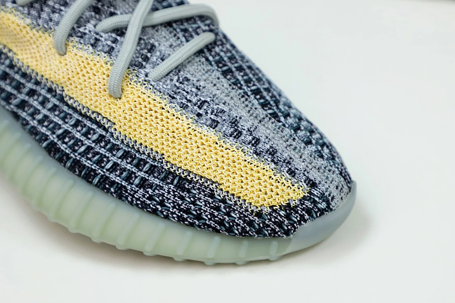 SmartChoice Kimikick YEEZY BOOST 350 V2 'ASH BLUE 78