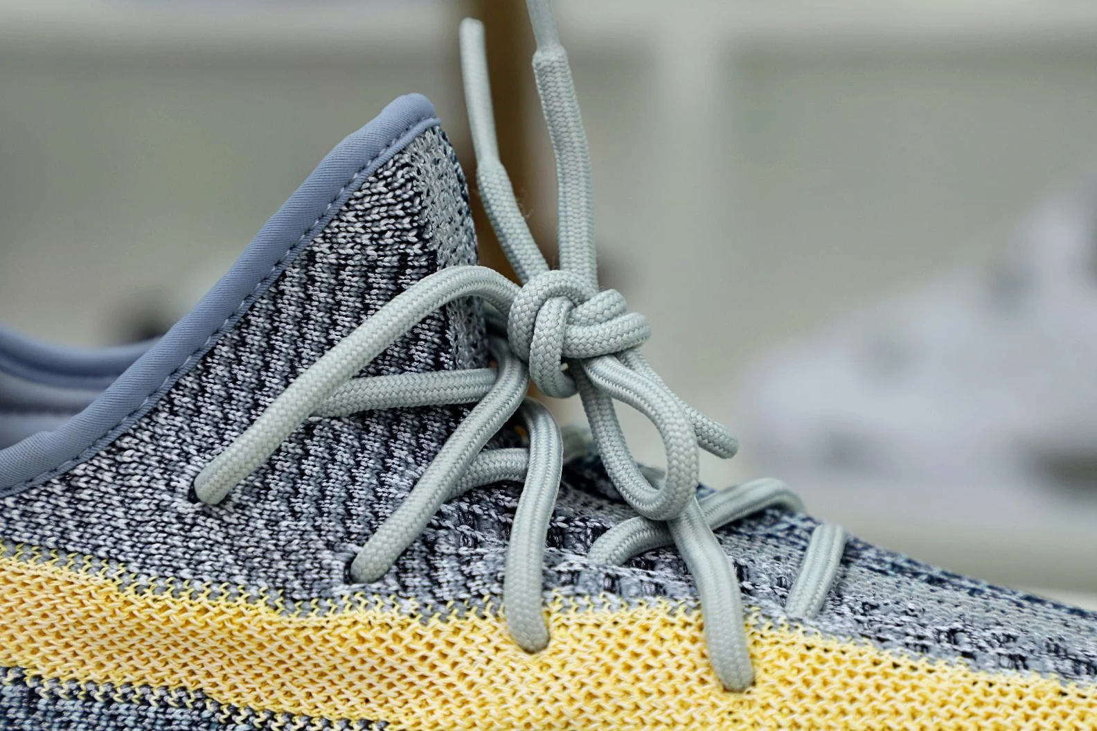 SmartChoice Kimikick YEEZY BOOST 350 V2 'ASH BLUE 78
