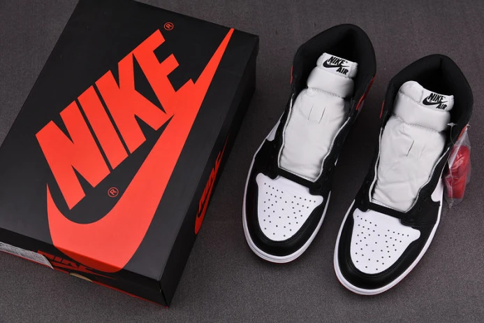 SmartChoice air jordan 1 high og “black toe” white  black-varsity red 555088- 1347