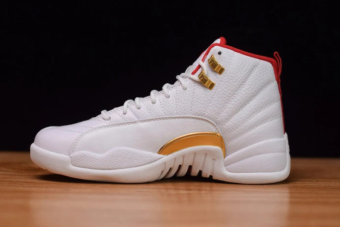 SmartChoice air jordan 12 fiba white university red 130690- 1688