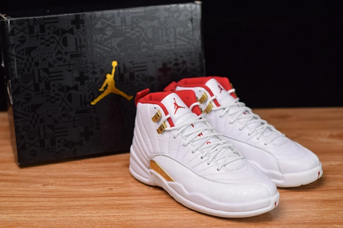 SmartChoice air jordan 12 fiba white university red 130690- 1688