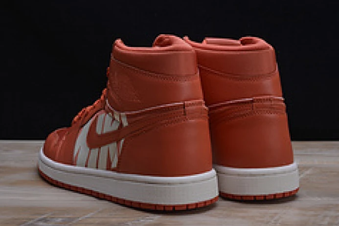 SportInspired 2018 air jordan 1 retro high og vintage coral sail 555088 1333