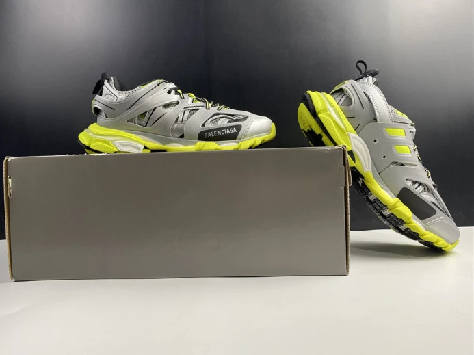 SportInspired BLCG TRACK TRAINER GREY AND YELLOW 542023 W1GC1 2593