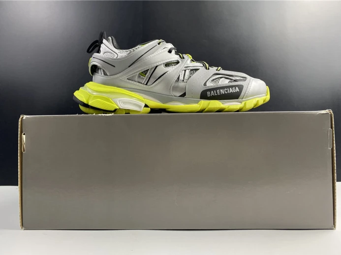 SportInspired BLCG TRACK TRAINER GREY AND YELLOW 542023 W1GC1 2593