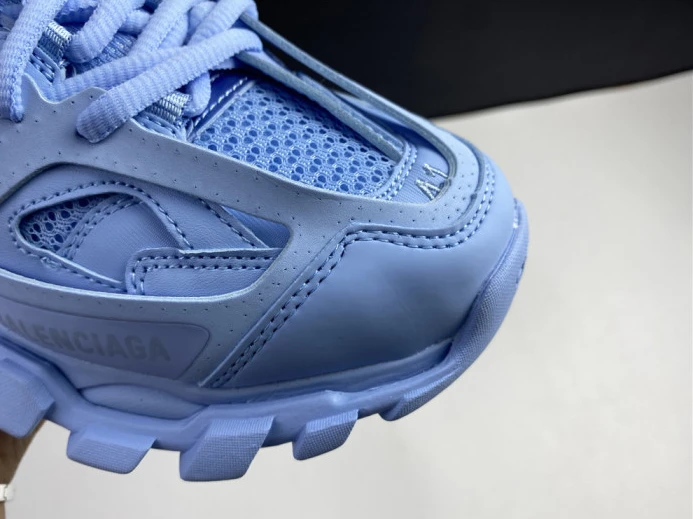 SportInspired BLCG TRACK TRAINER LIGHT BLUE 542023 W2LA1 2595