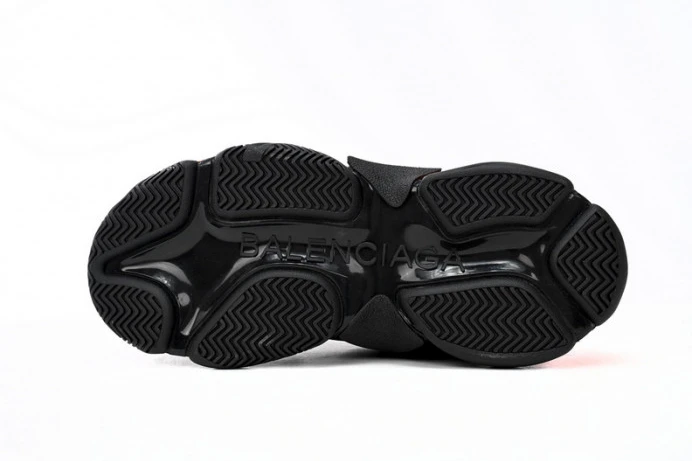 SportInspired BLCG TRIPLE S SNEAKER 524039 W2FA1 2359