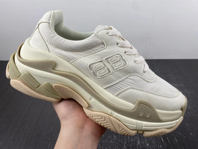 SportInspired BLCG TRIPLE S SNEAKER710156 W3CU2 2370