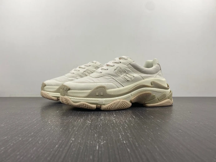 SportInspired BLCG TRIPLE S SNEAKER710156 W3CU2 2370