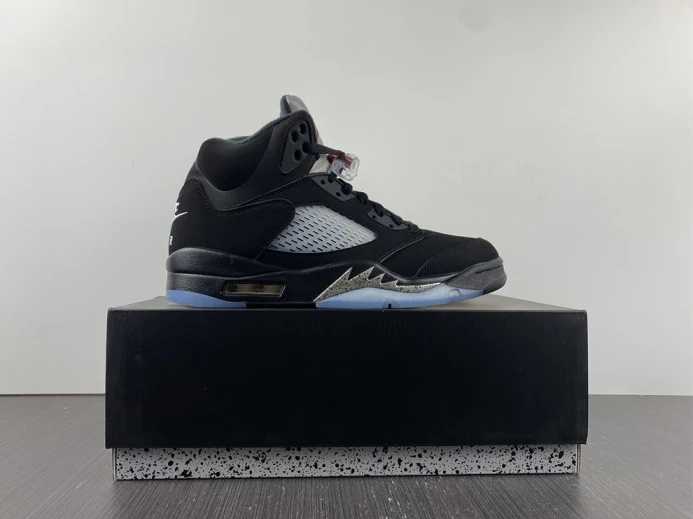 SportInspired Jordan 5 Retro Black Metallic (2016) 845035- 592