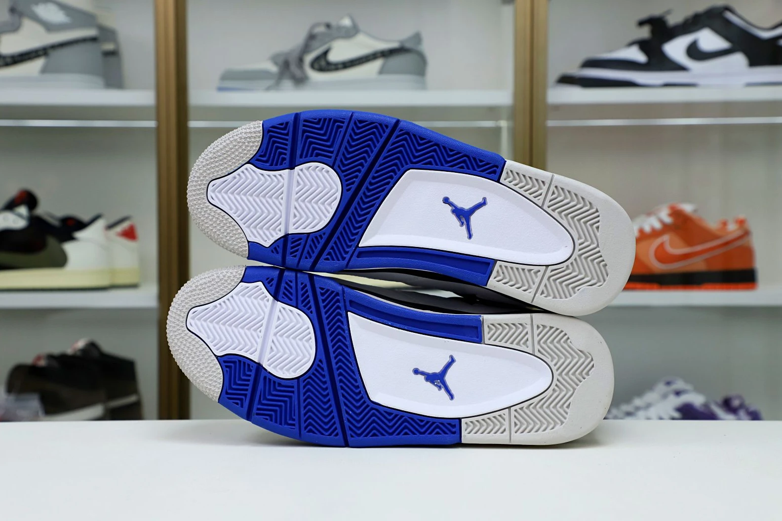 SportInspired Kimikick AIR JORDAN 4 RETRO MOTORSPORTS 2017