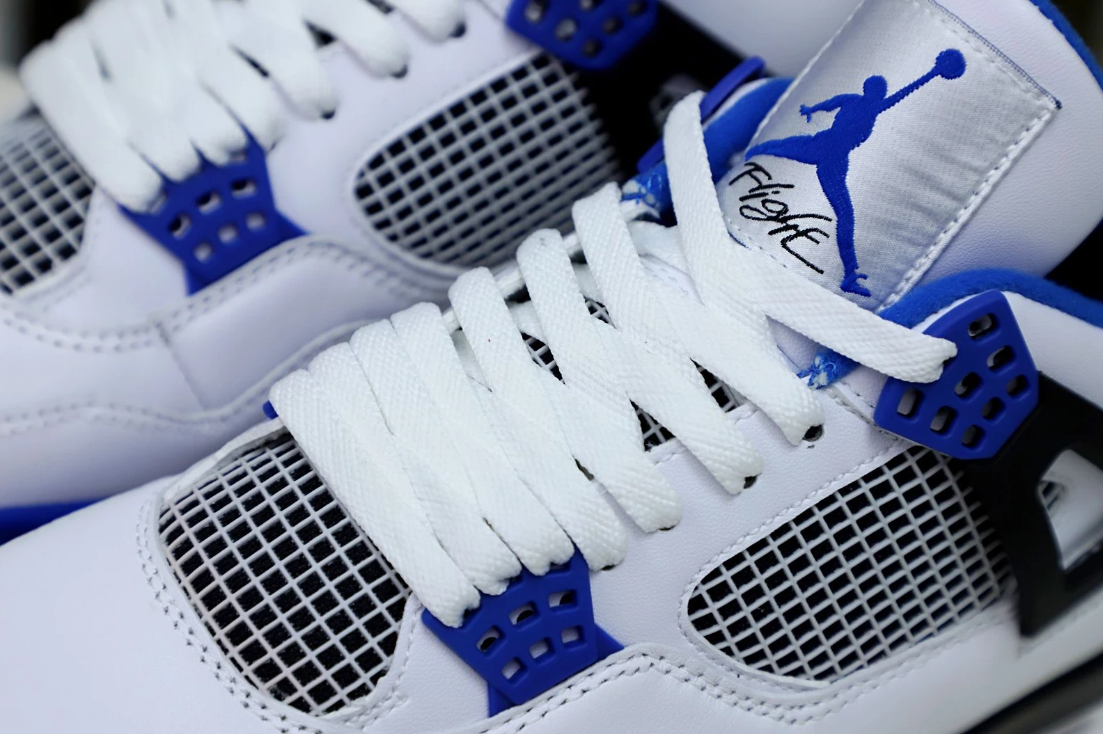 SportInspired Kimikick AIR JORDAN 4 RETRO MOTORSPORTS 2017