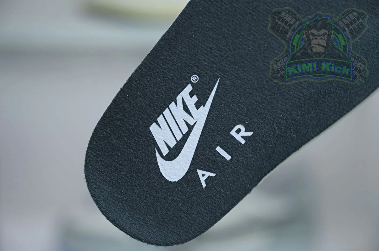 SportInspired Kimikick Air Jordan 1877
