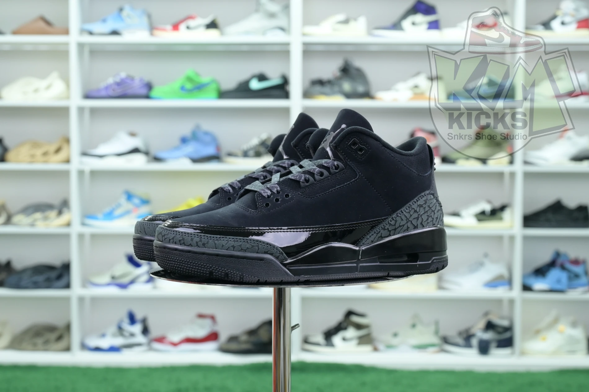 SportInspired Kimikick Jordan Air Jordan3“Black Cat” 1840