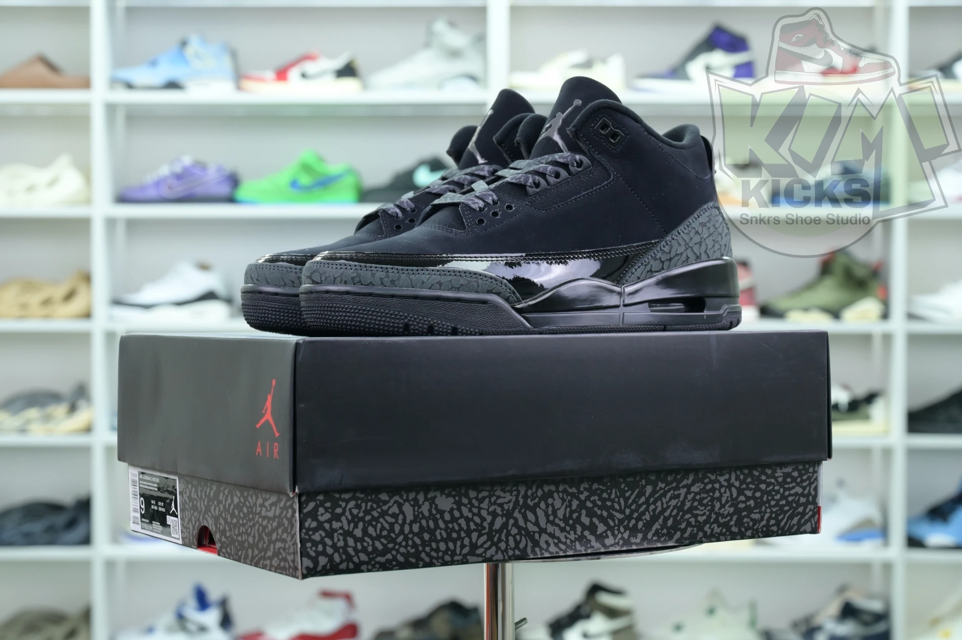 SportInspired Kimikick Jordan Air Jordan3“Black Cat” 1840
